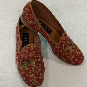 Zalo velvet elephant tapestry flat loafers, size 6